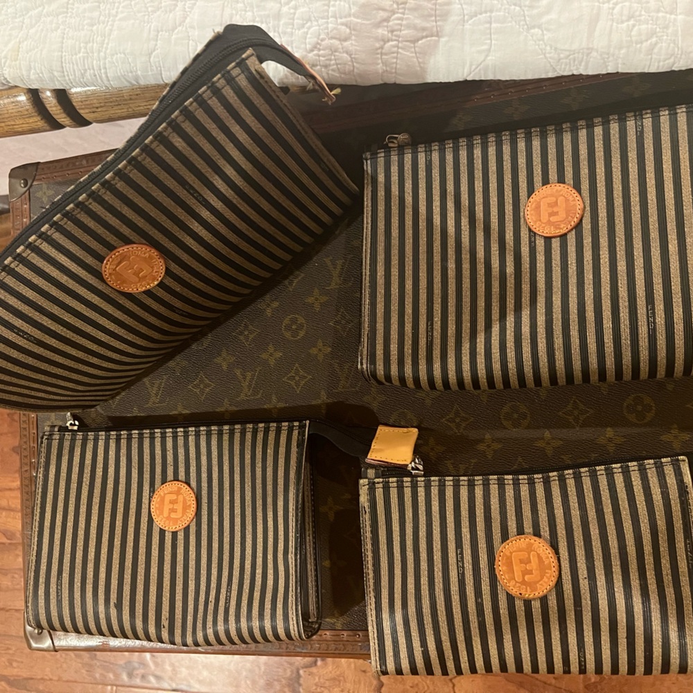 FENDI 4 bags in one!